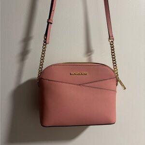 Michael Kors Powder Blush Jet Set Travel Medium Dome Crossbody Bag